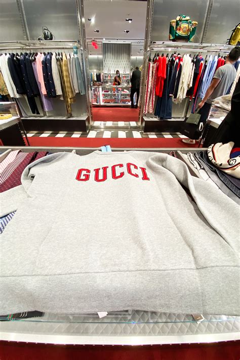 gucci outlet scandicci|gucci outlet japan.